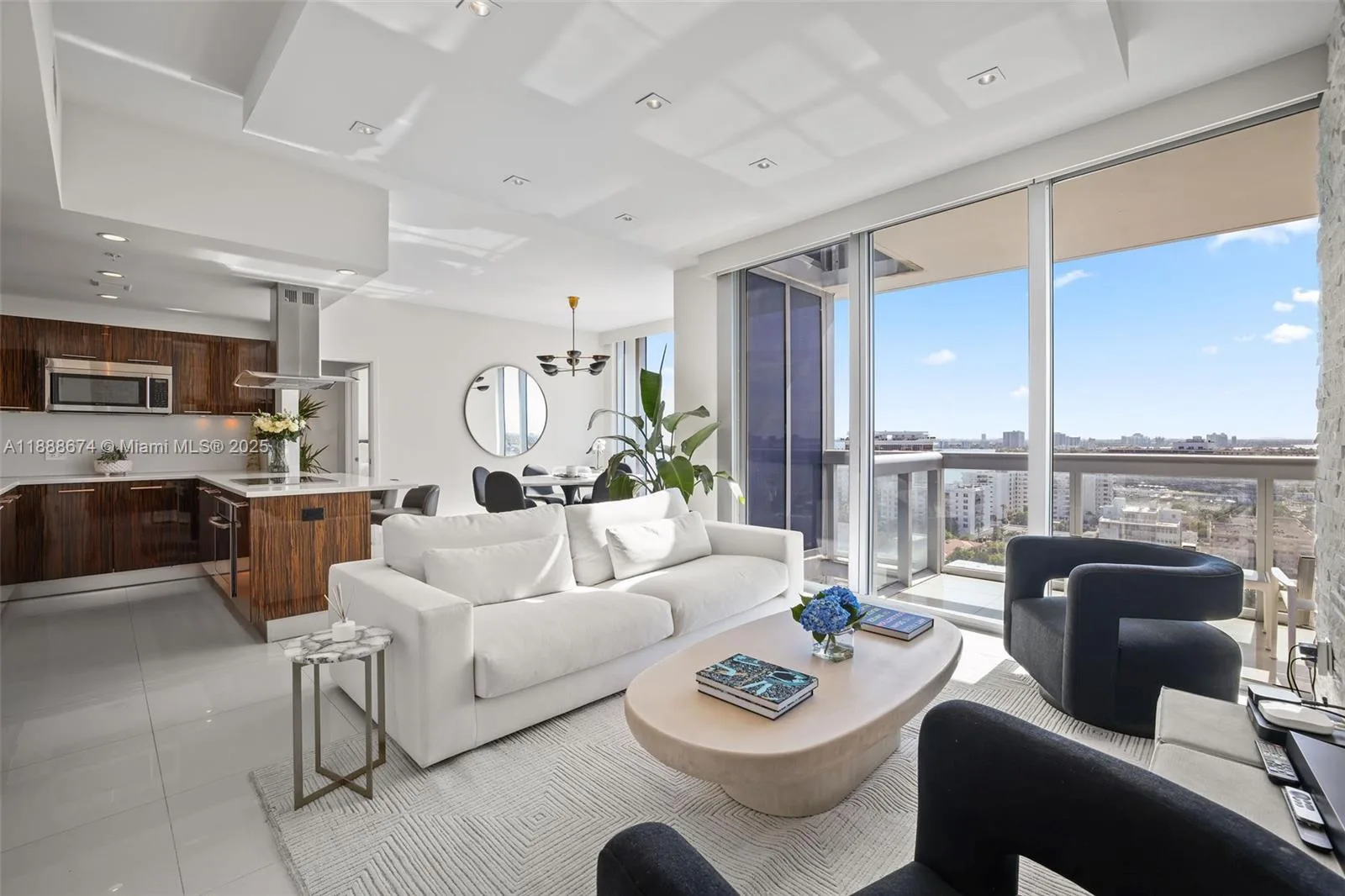 6899 Collins Ave # 1610, Miami Beach FL 33141