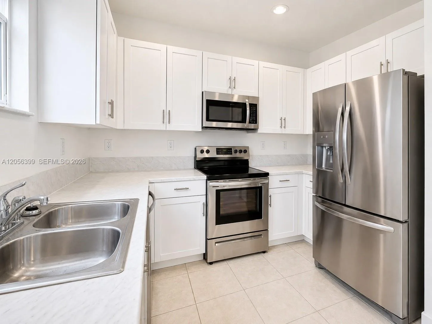2637 SE 12th St, Homestead, FL 33035