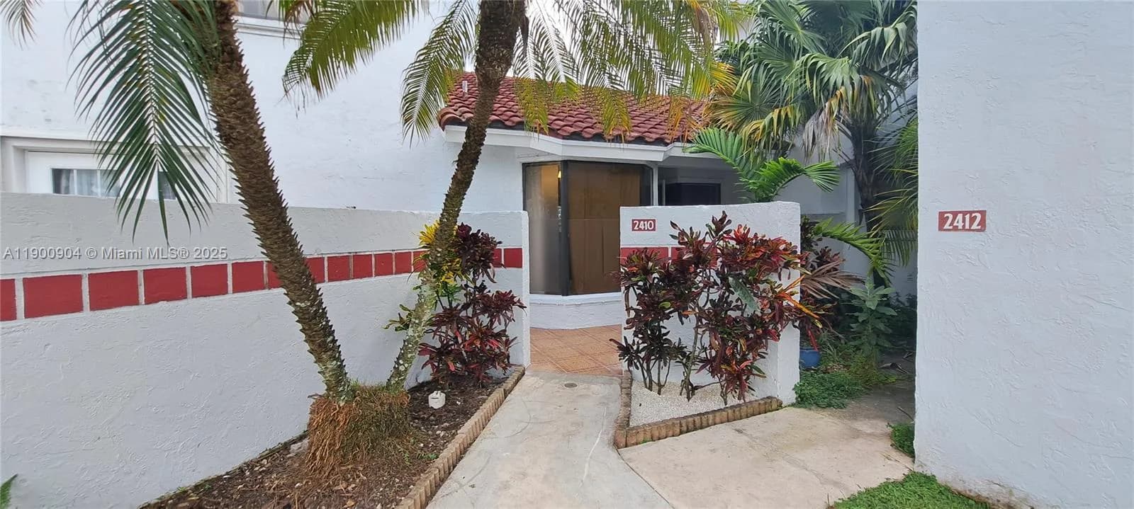 2410 San Remo Cir, Homestead, FL 33035