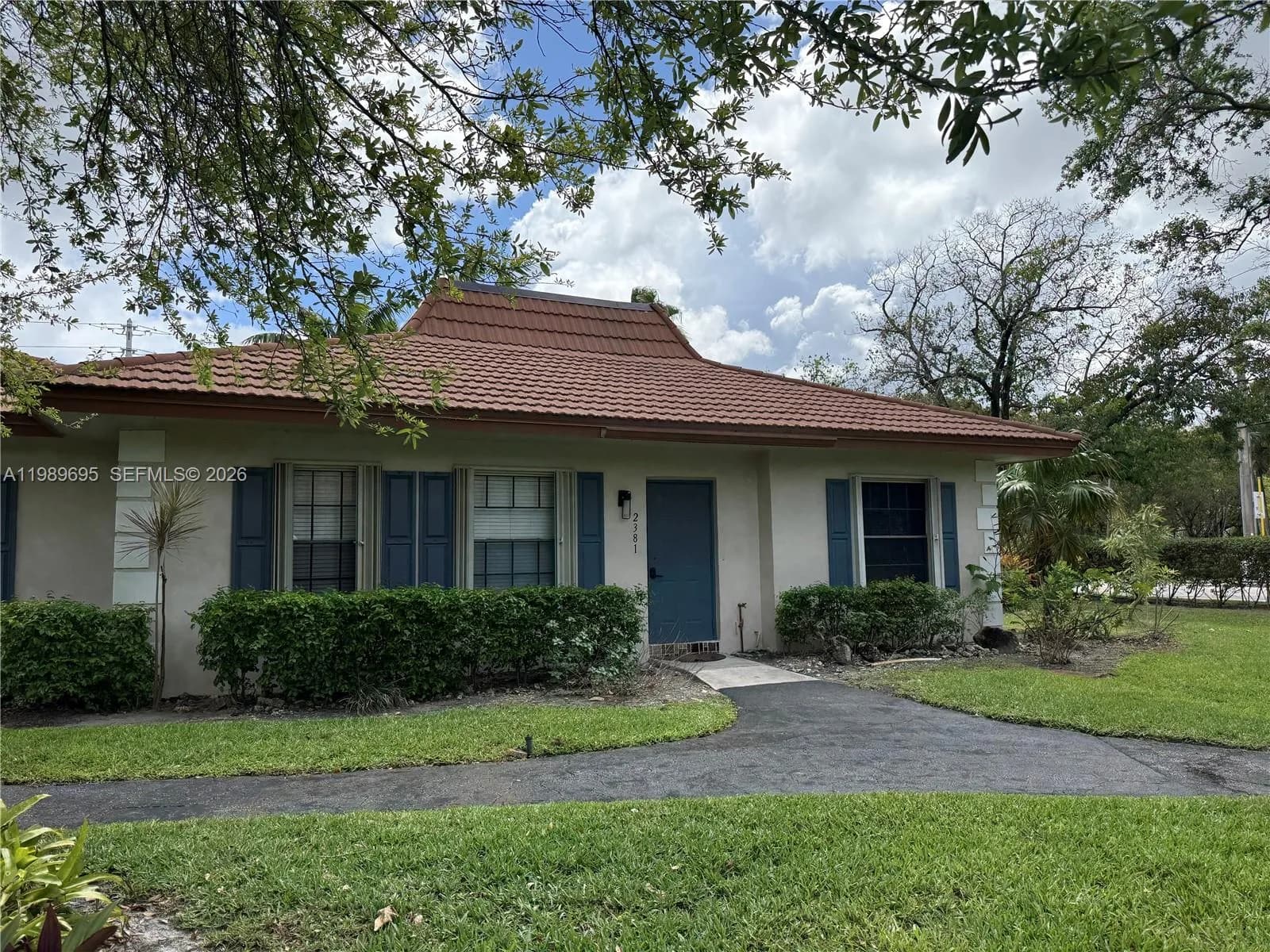 2381 SW 70th Ave # 49, Davie FL 33317