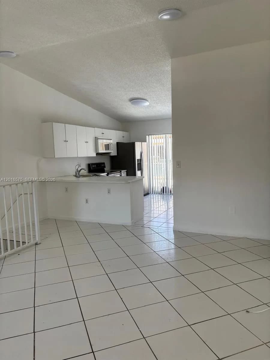 7778 W 34th Ln # 20-201, Hialeah FL 33018