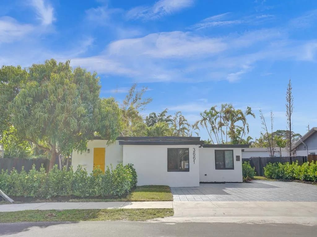 3661 NE 8th Avenue, Oakland Park FL 33334