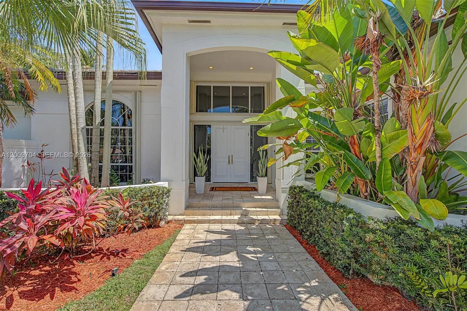 6721 SW 140th St, Palmetto Bay FL 33158