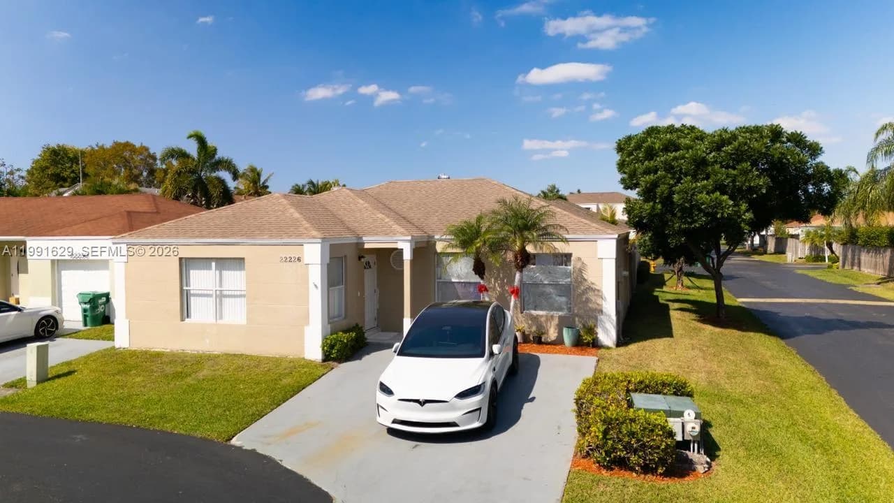 22226 SW 98th Pl, Cutler Bay FL 33190