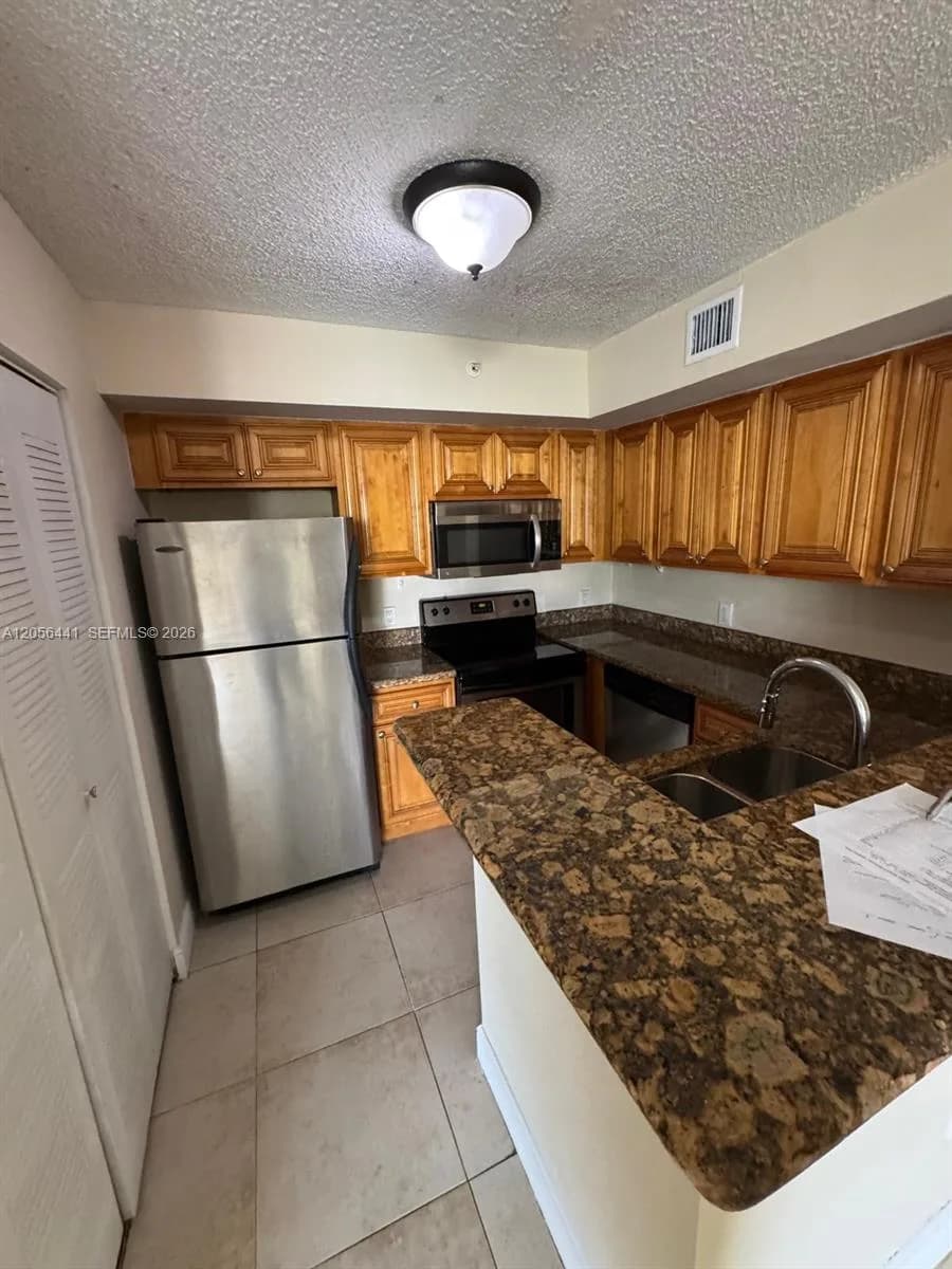 12142 ST ANDREWS PL # 110, Miramar FL 33025