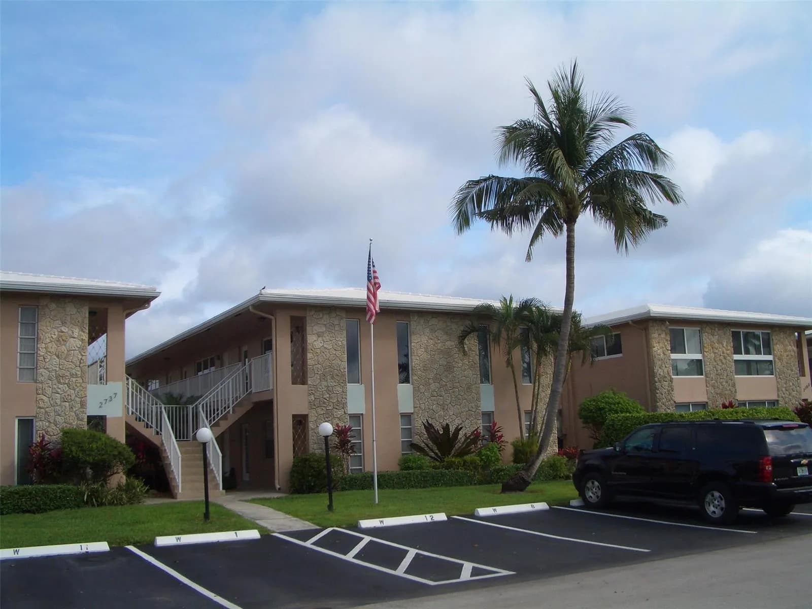 2737 NE 28th Street # 7w, Lighthouse Point FL 33064