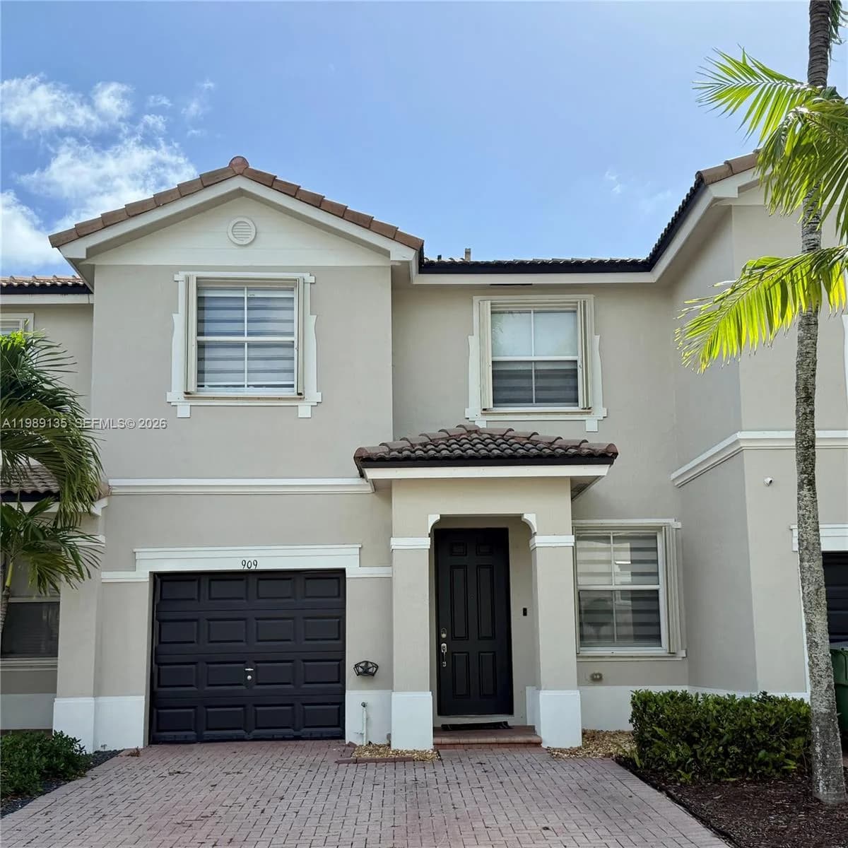 909 NE 42nd Ave, Homestead FL 33033