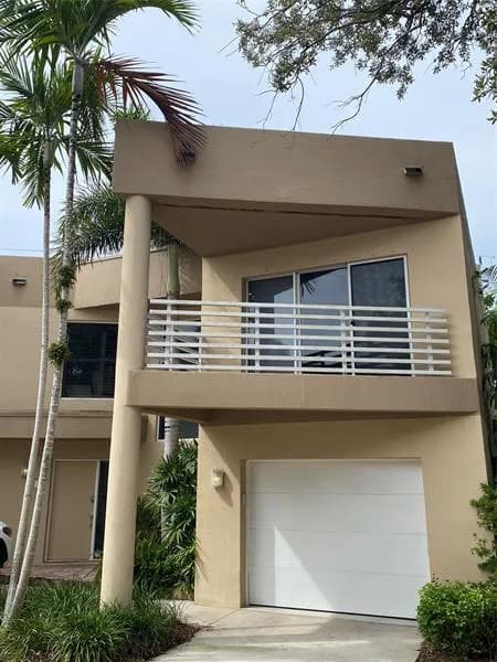 101 SE 15th Avenue # E, Fort Lauderdale FL 33301