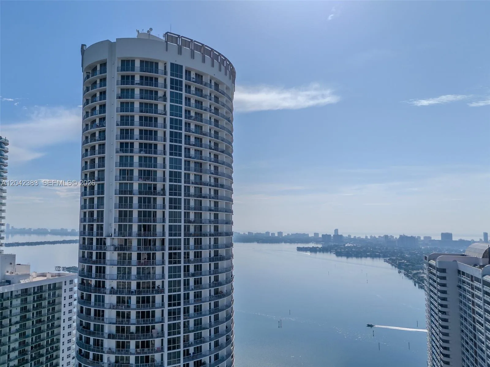 1750 N Bayshore Dr # 5212, Miami, FL 33132