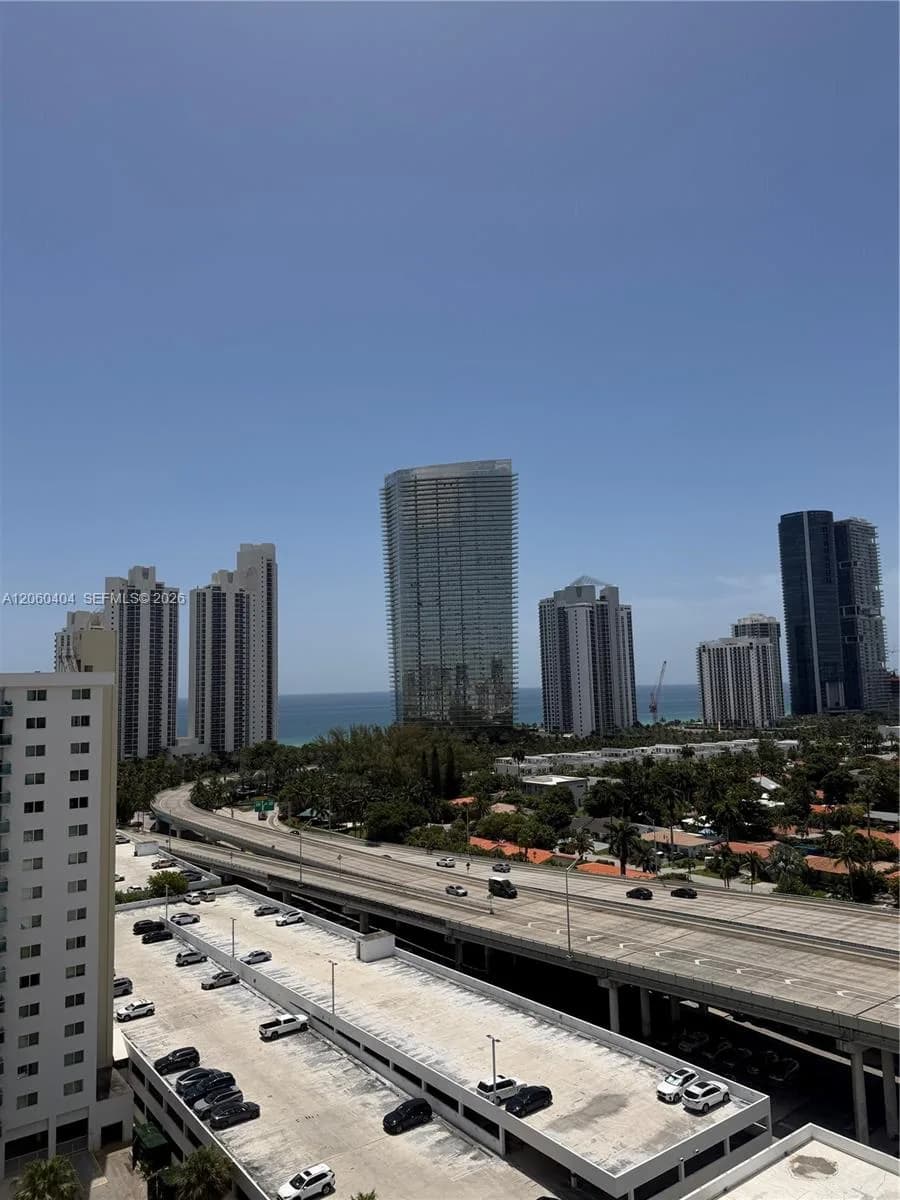 19390 Collins Ave # PH-6, Sunny Isles Beach, FL 33160