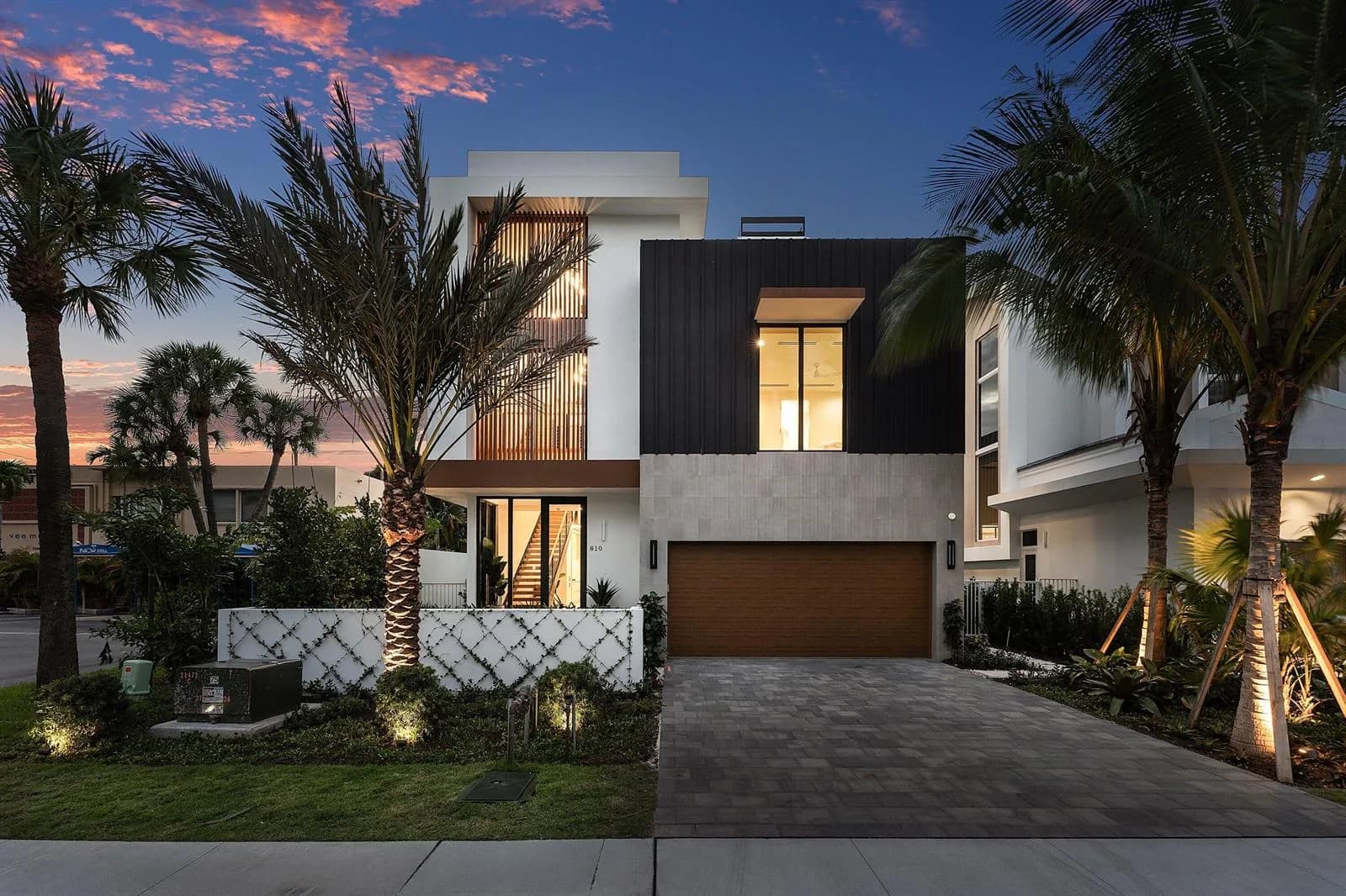810 Palm Trail, Delray Beach FL 33483