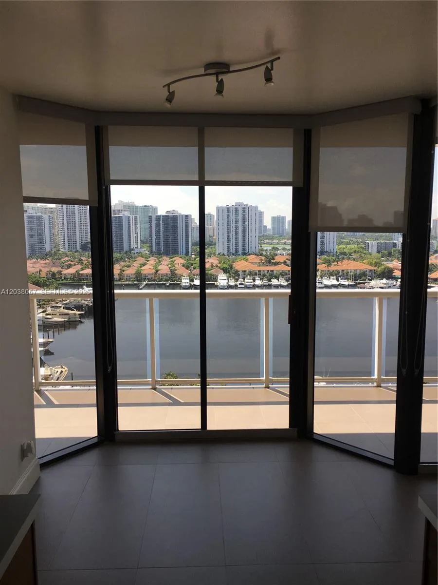 3640 Yacht Club Dr # 1609, Aventura FL 33180