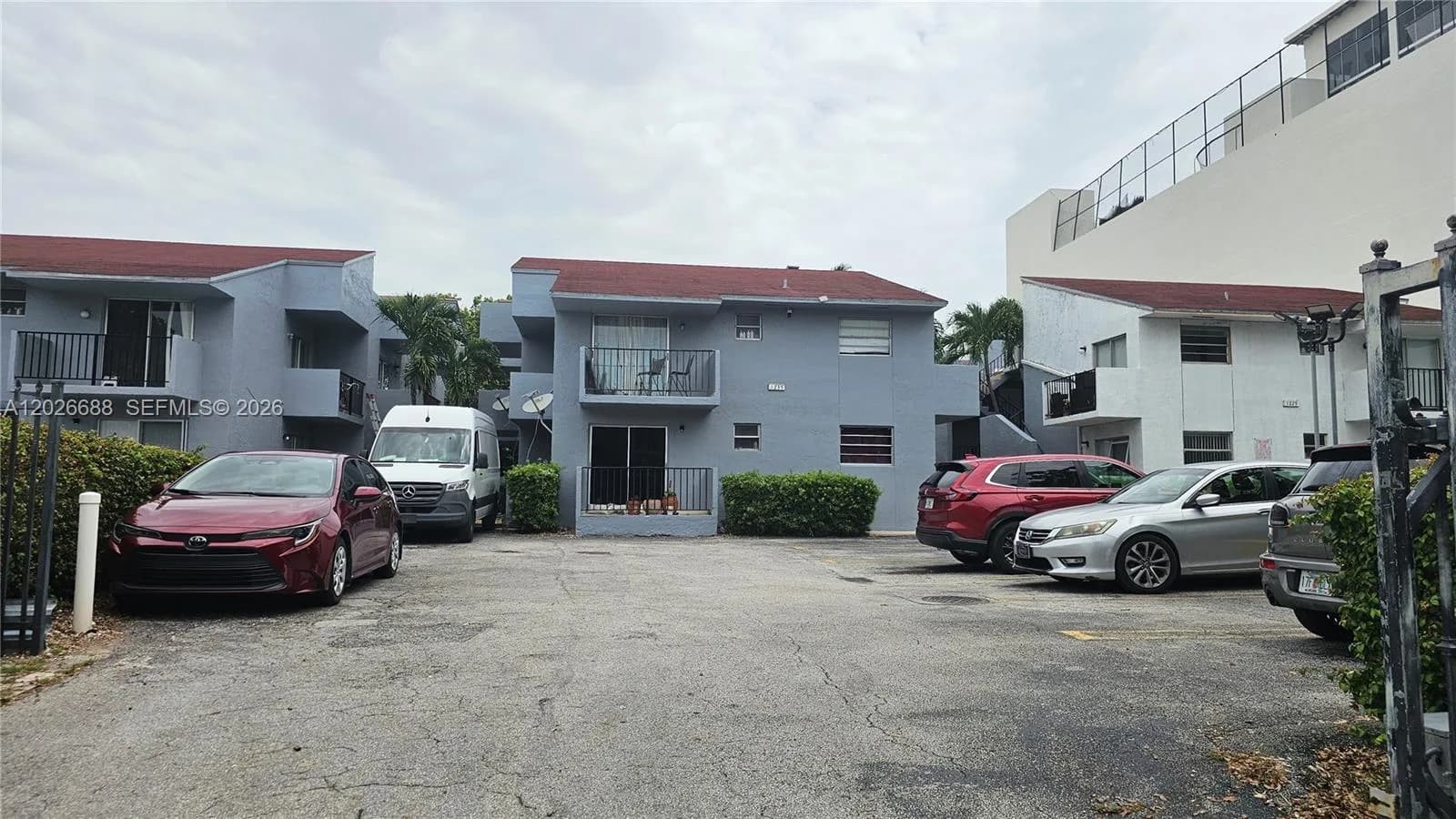 1235 NW 6th St # 3, Miami, FL 33125