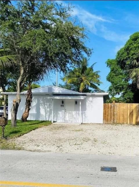 1244 NW 1st Ave # 0, Fort Lauderdale, FL 33311