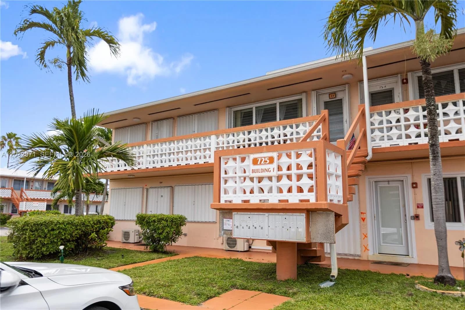 725 SW 11th Ave # 12, Hallandale Beach, FL 33009