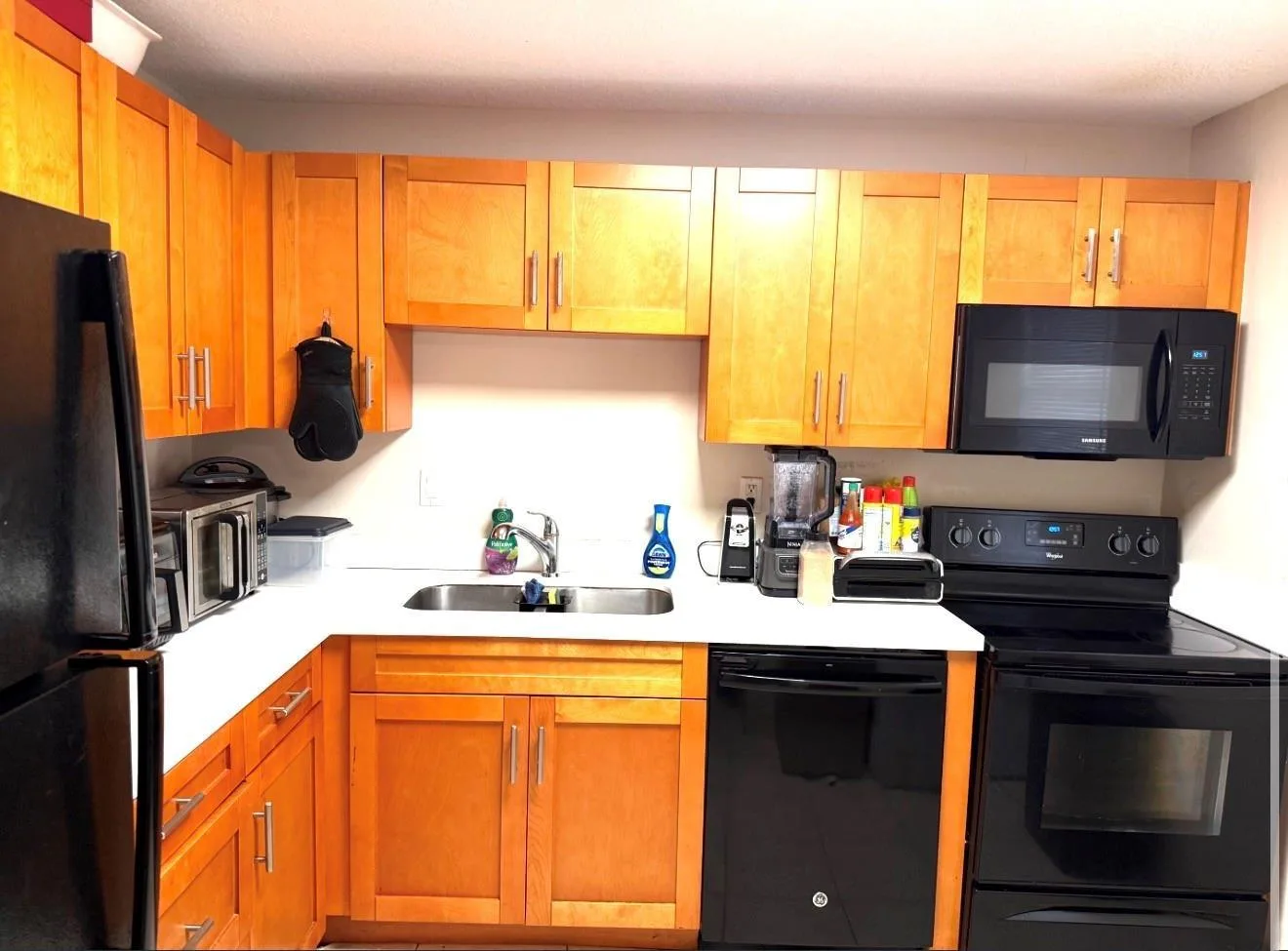 5515 Lakewood Circle # 125, Pompano Beach, FL 33063