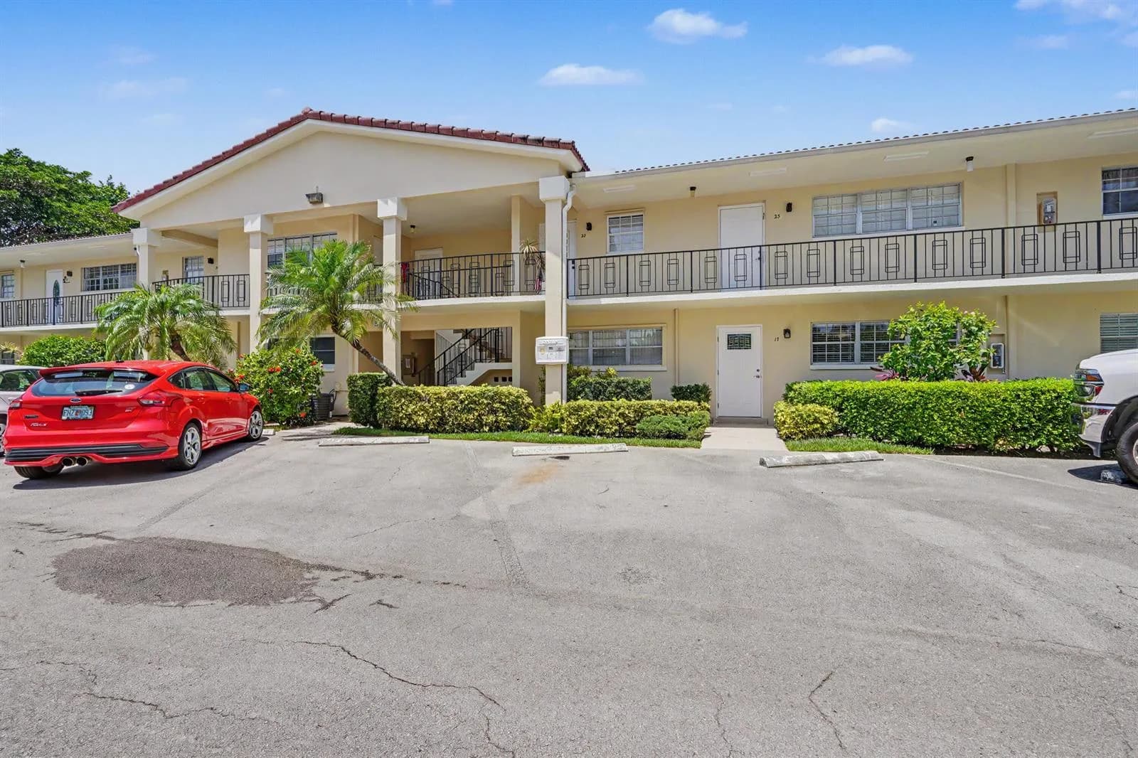 2202 NE 36th Street # 17, Lighthouse Point FL 33064