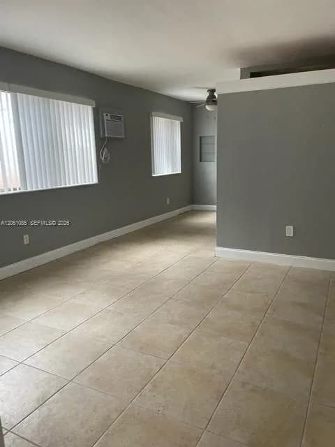 7720 Harding Ave # 7, Miami Beach, FL 33141