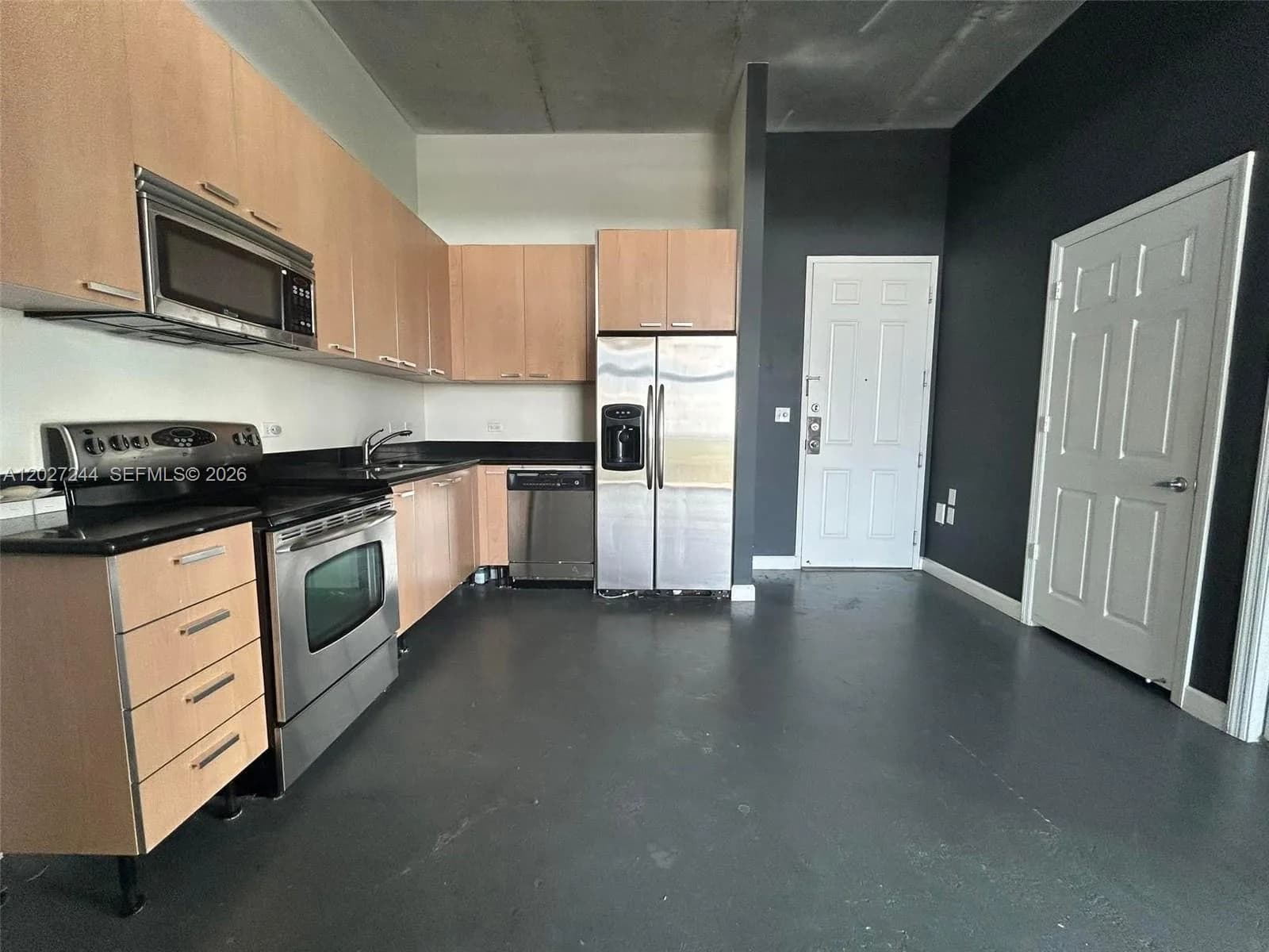 2100 Van Buren St # 506, Hollywood, FL 33020