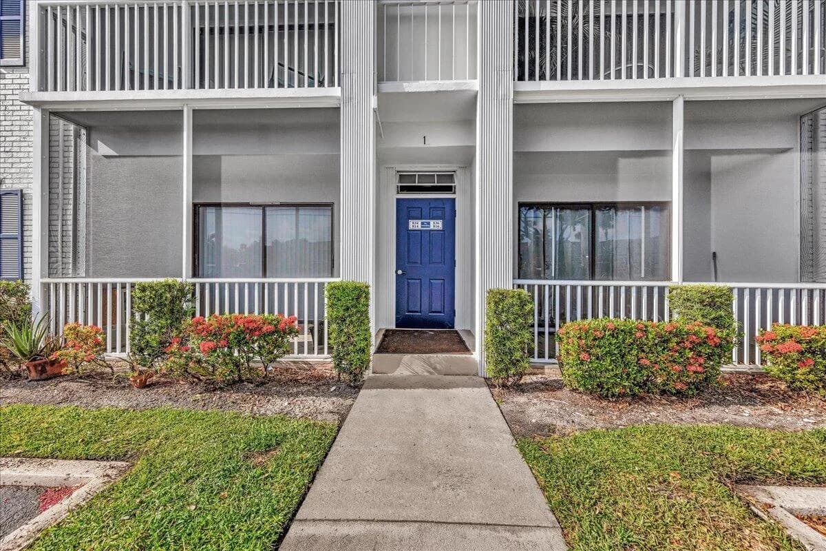 180 Cypress Club Drive # 816, Pompano Beach, FL 33060