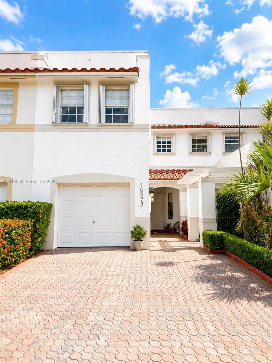 10973 NW 62nd Ter, Doral FL 33178