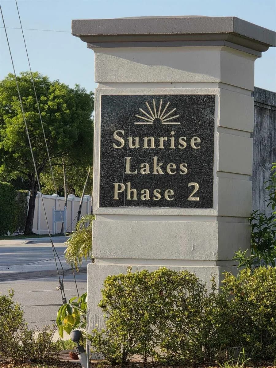 8400 Sunrise Lakes Boulevard # 107, Sunrise FL 33322
