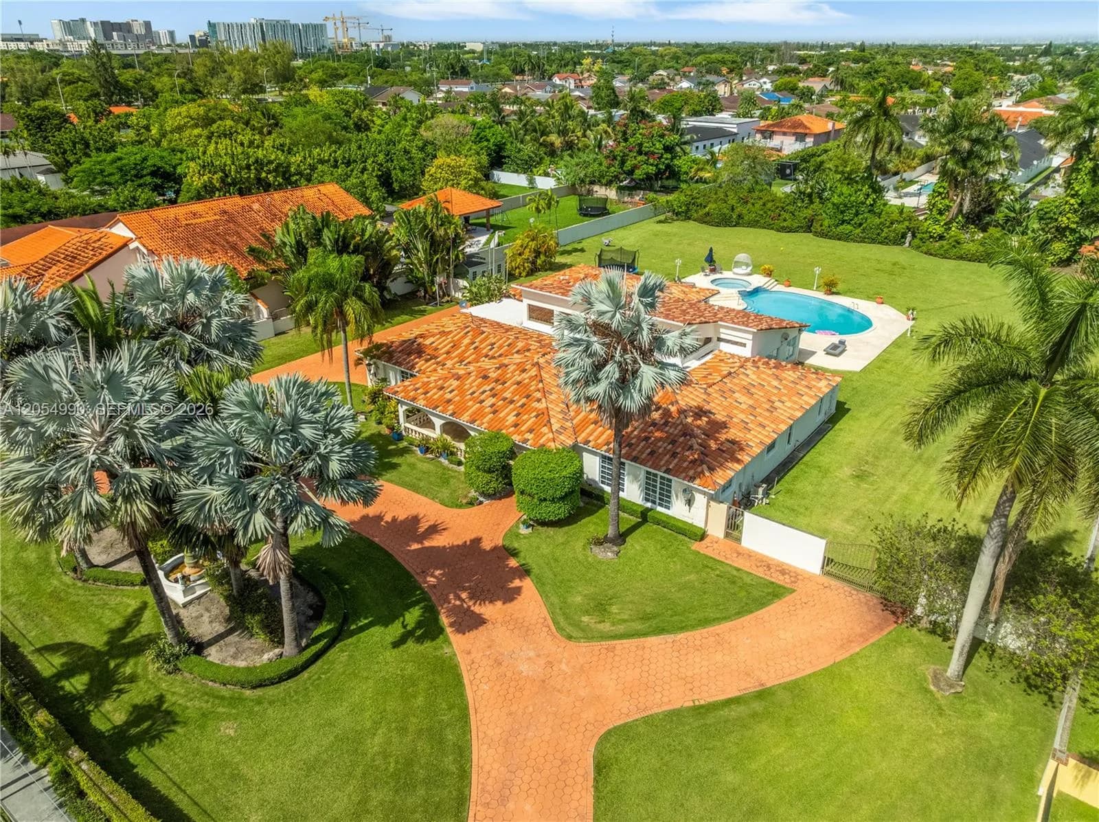 2605 SW 115th Ave, Miami FL 33165
