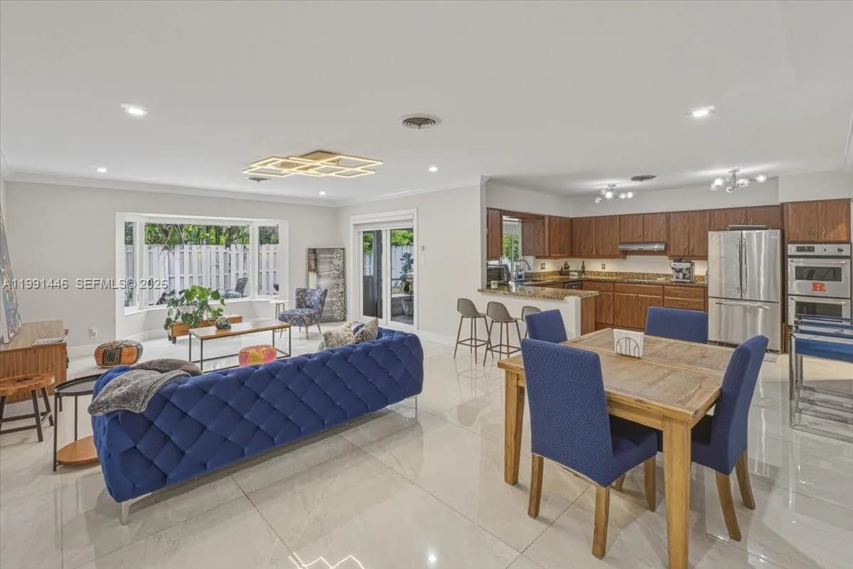 2901 NW 10th Ave, Wilton Manors FL 33311