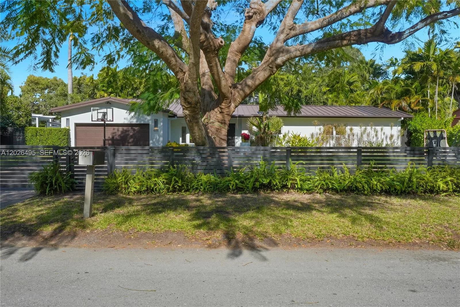 6111 SW 86th St, South Miami FL 33143