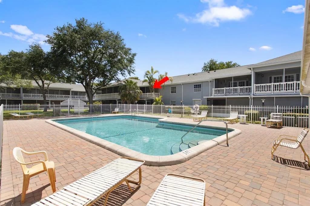 7556 STIRLING Road # 223, Davie FL 33024