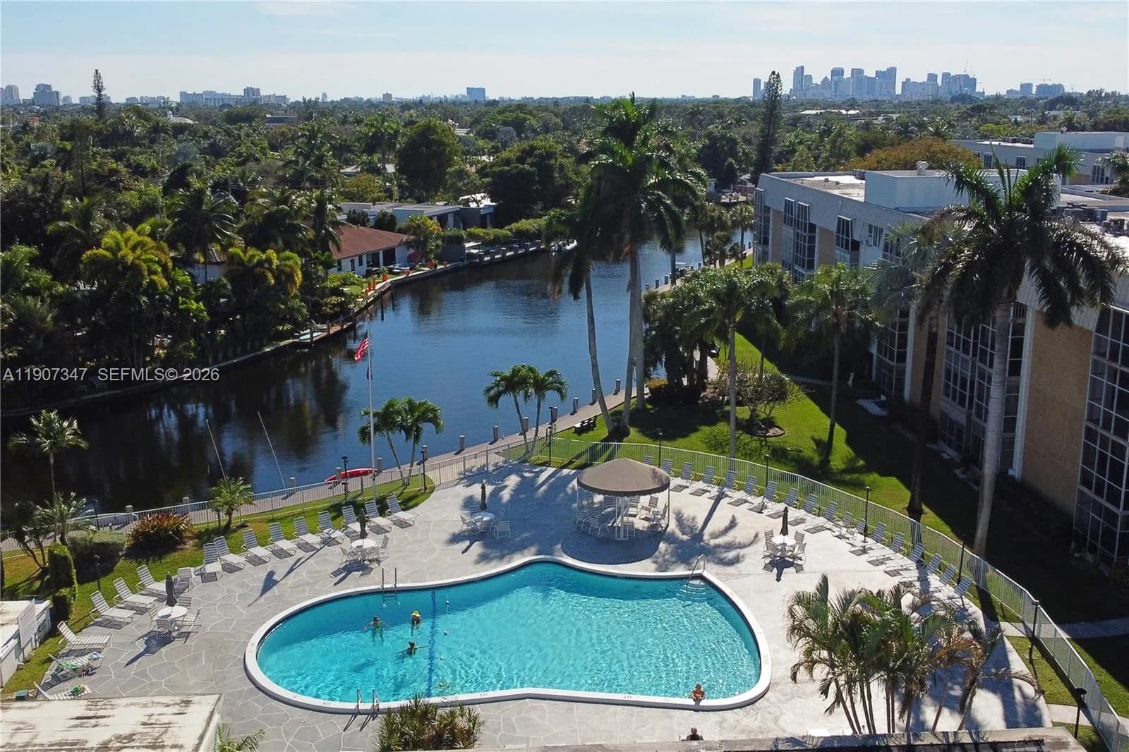 3040 NE 16th Ave # 216, Oakland Park FL 33334