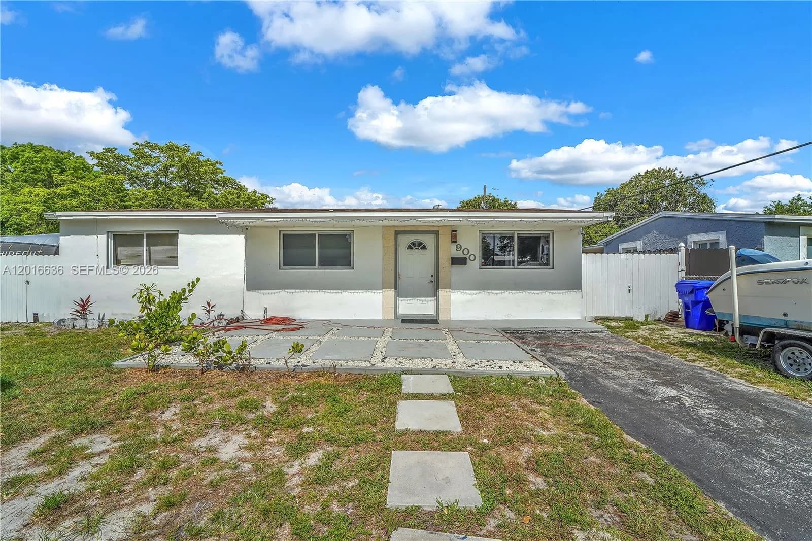 900 N 70th Ave, Hollywood FL 33024