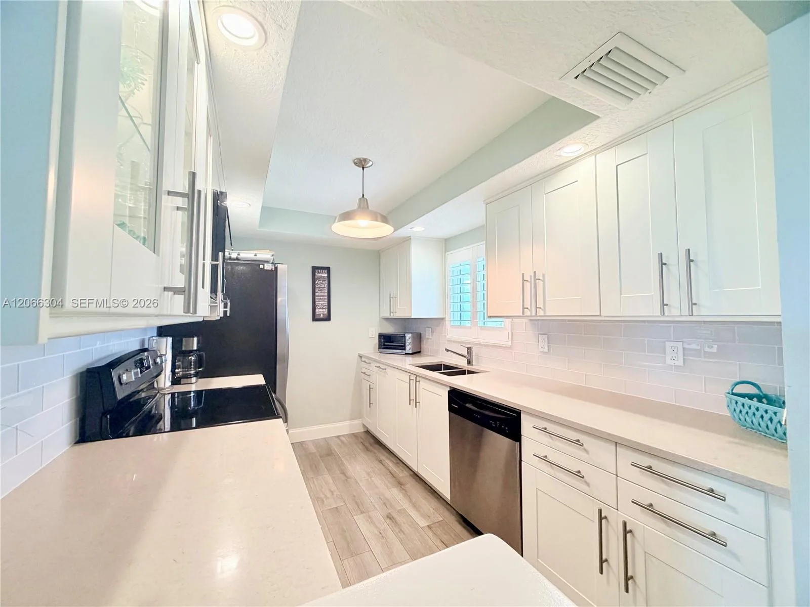 100 SILVER BEACH AVE # 720, Daytona, FL 32118