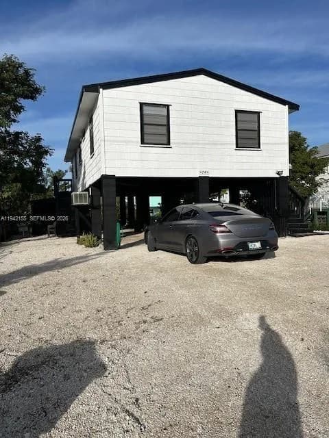 74 Pelican Ln, Big Pine, FL 33043