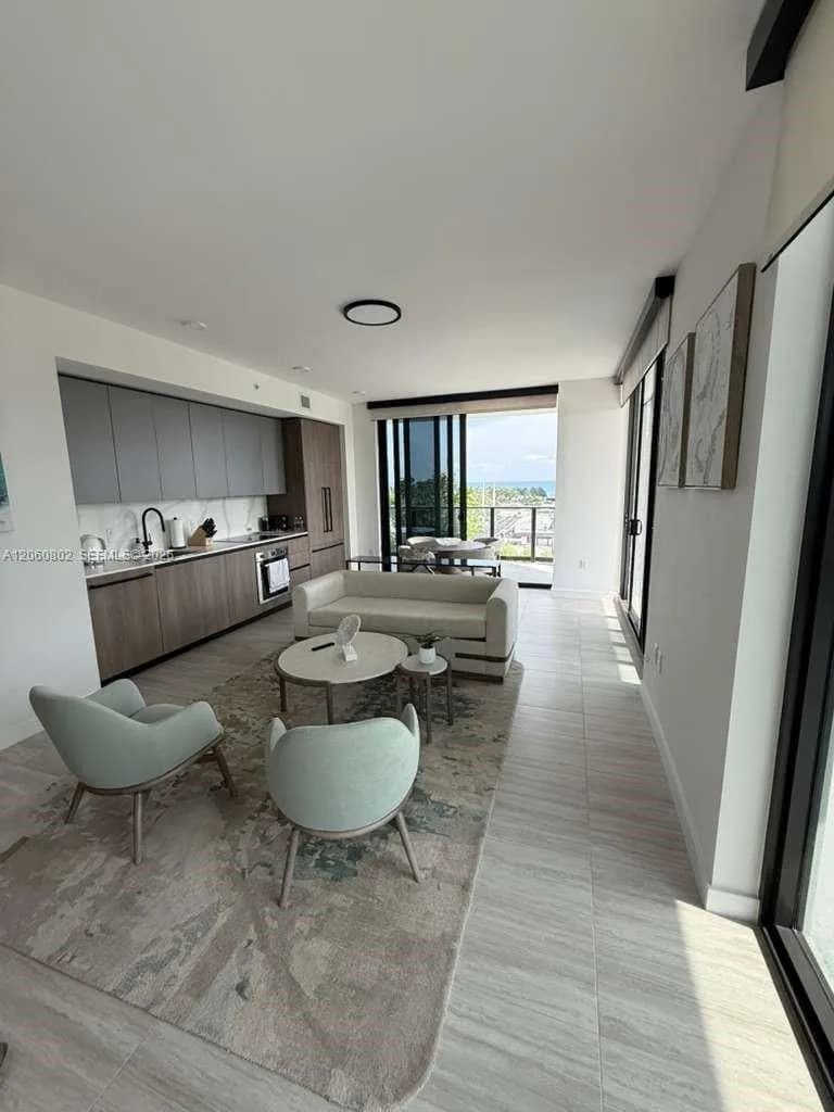 580 72nd St # 602, Miami Beach, FL 33141