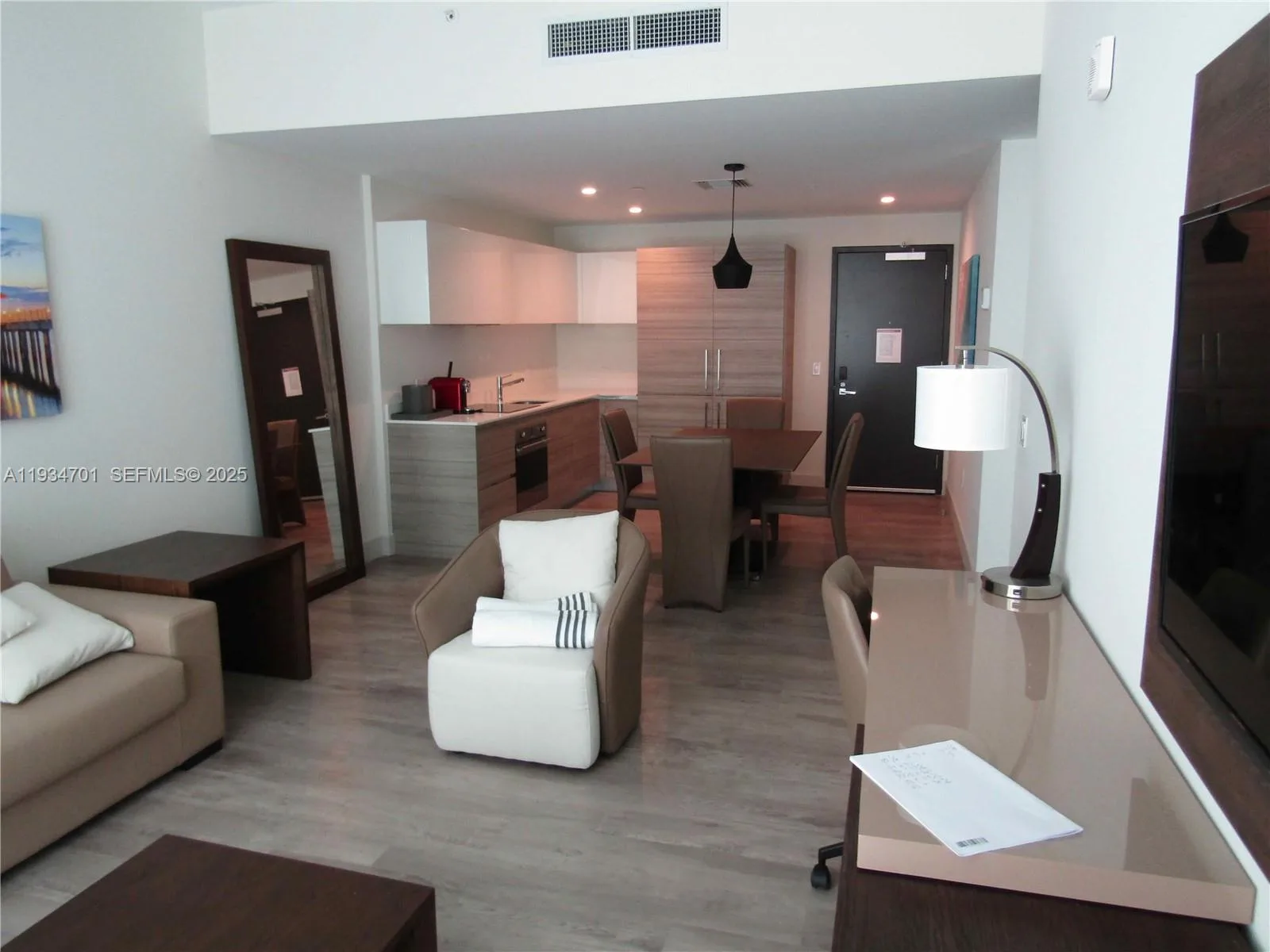 777 N Ocean Dr # S514, Hollywood FL 33019