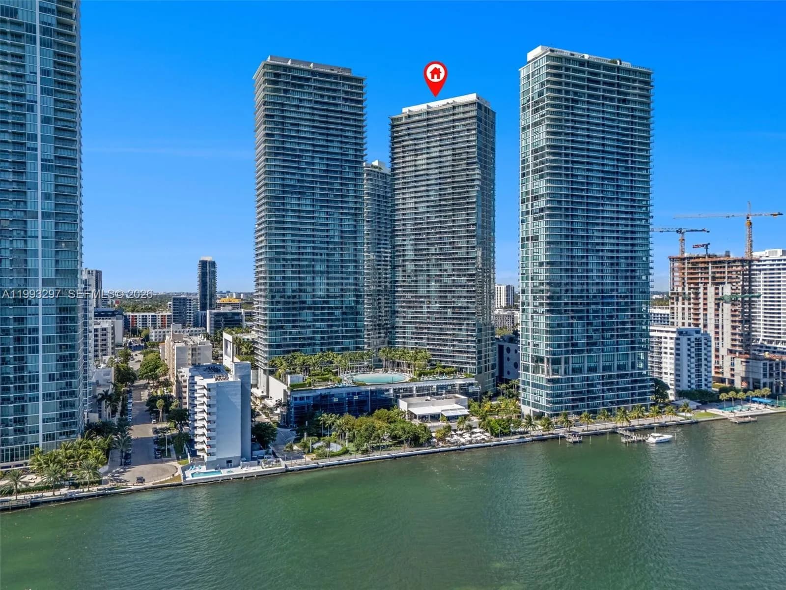 650 NE 32nd St # 2104, Miami FL 33137