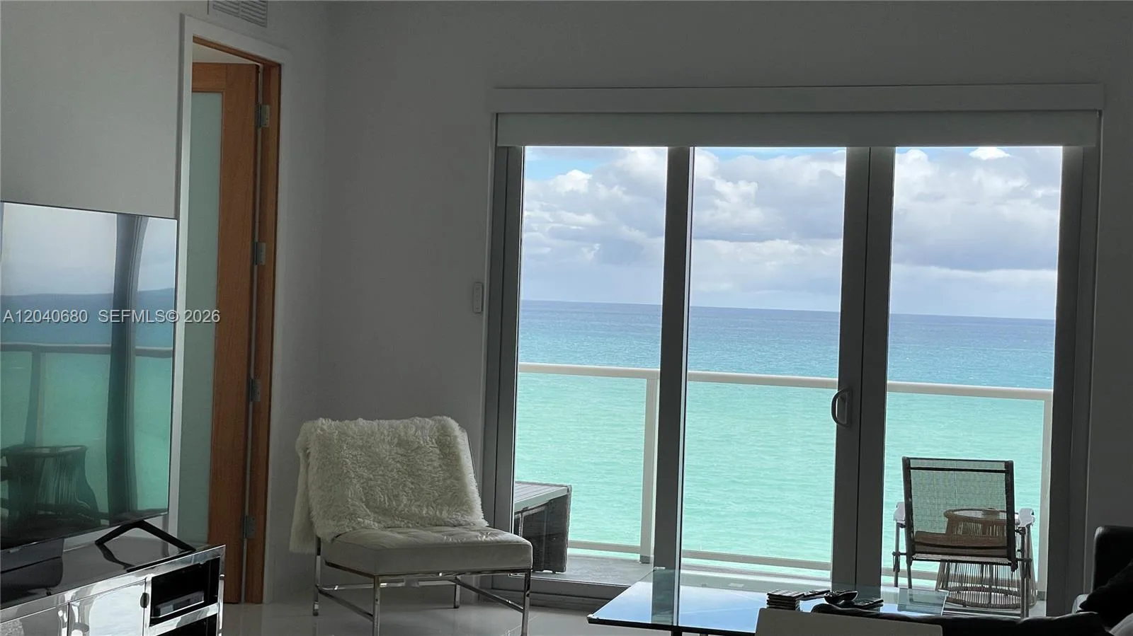 5701 Collins Ave # PH08, Miami Beach, FL 33140
