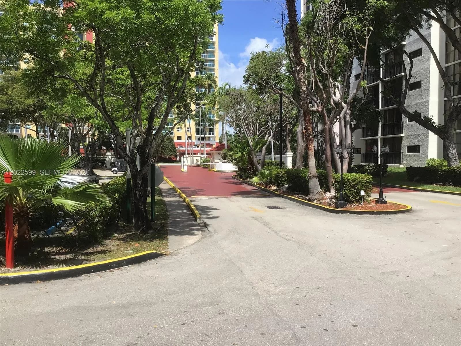17021 N Bay Rd # 625, Sunny Isles Beach, FL 33160