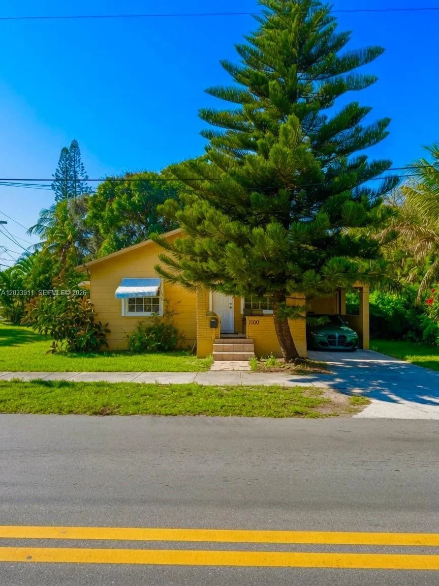 1100 N 24th Ave, Hollywood FL 33020
