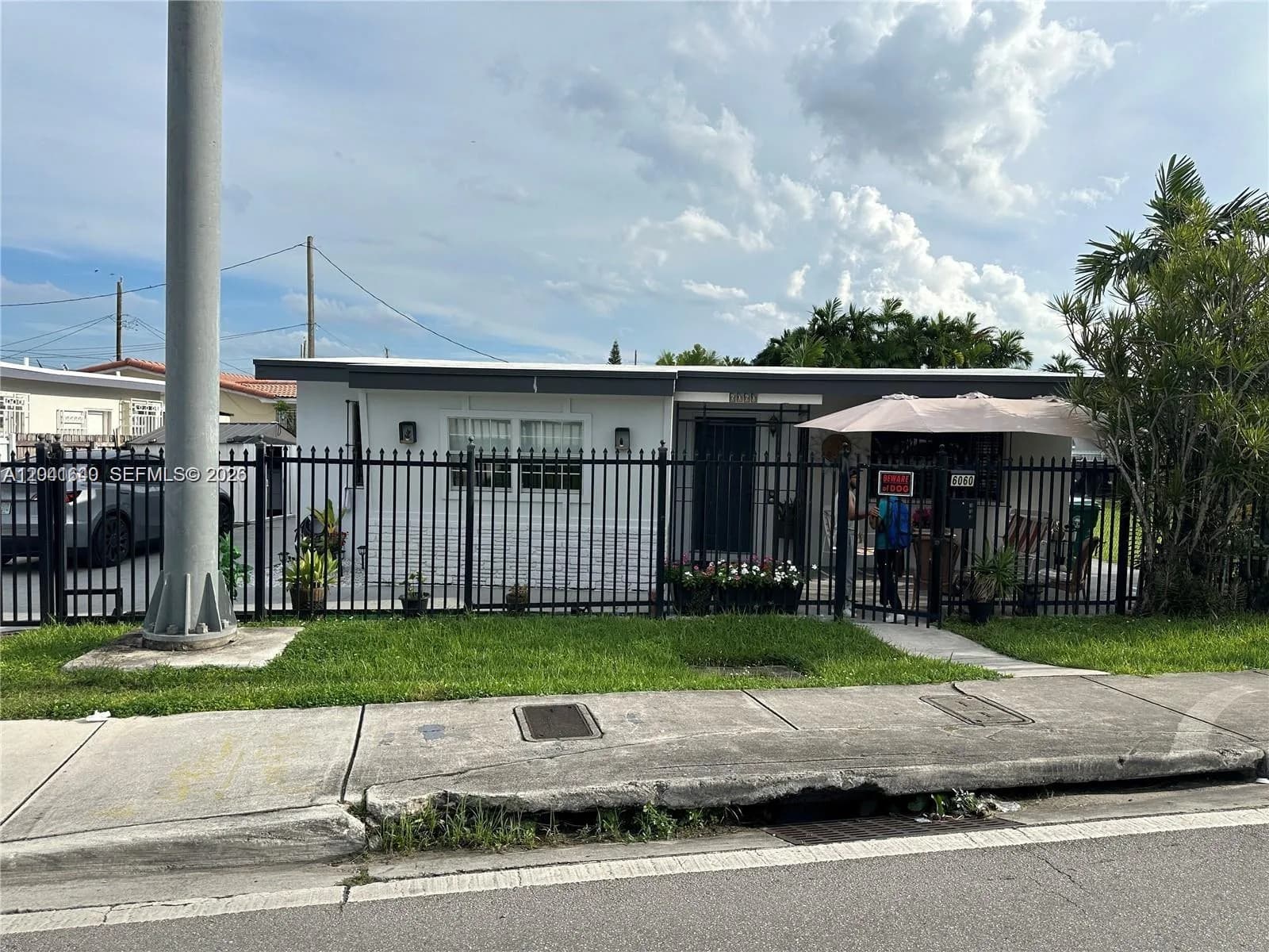 6060 NW 7th St, Miami, FL 33126