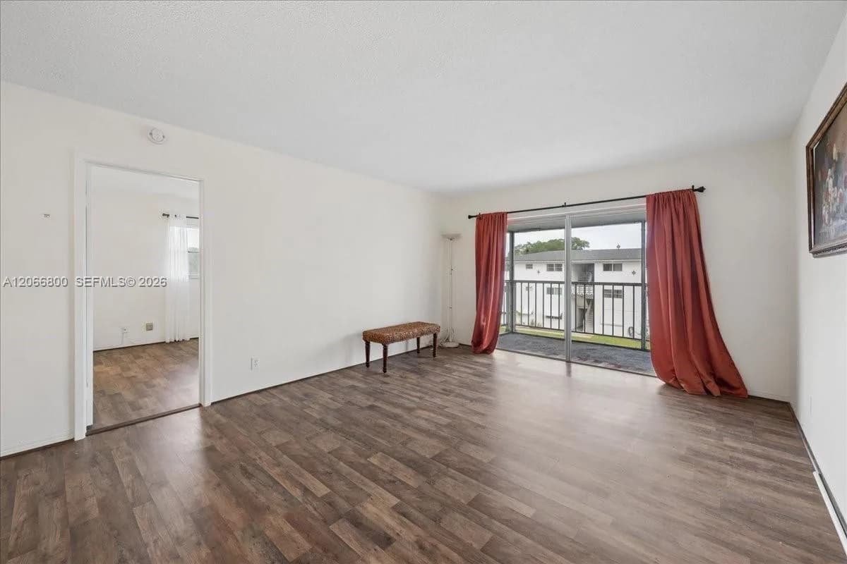 1200 Hillcrest Ct # 315, Hollywood, FL 33021