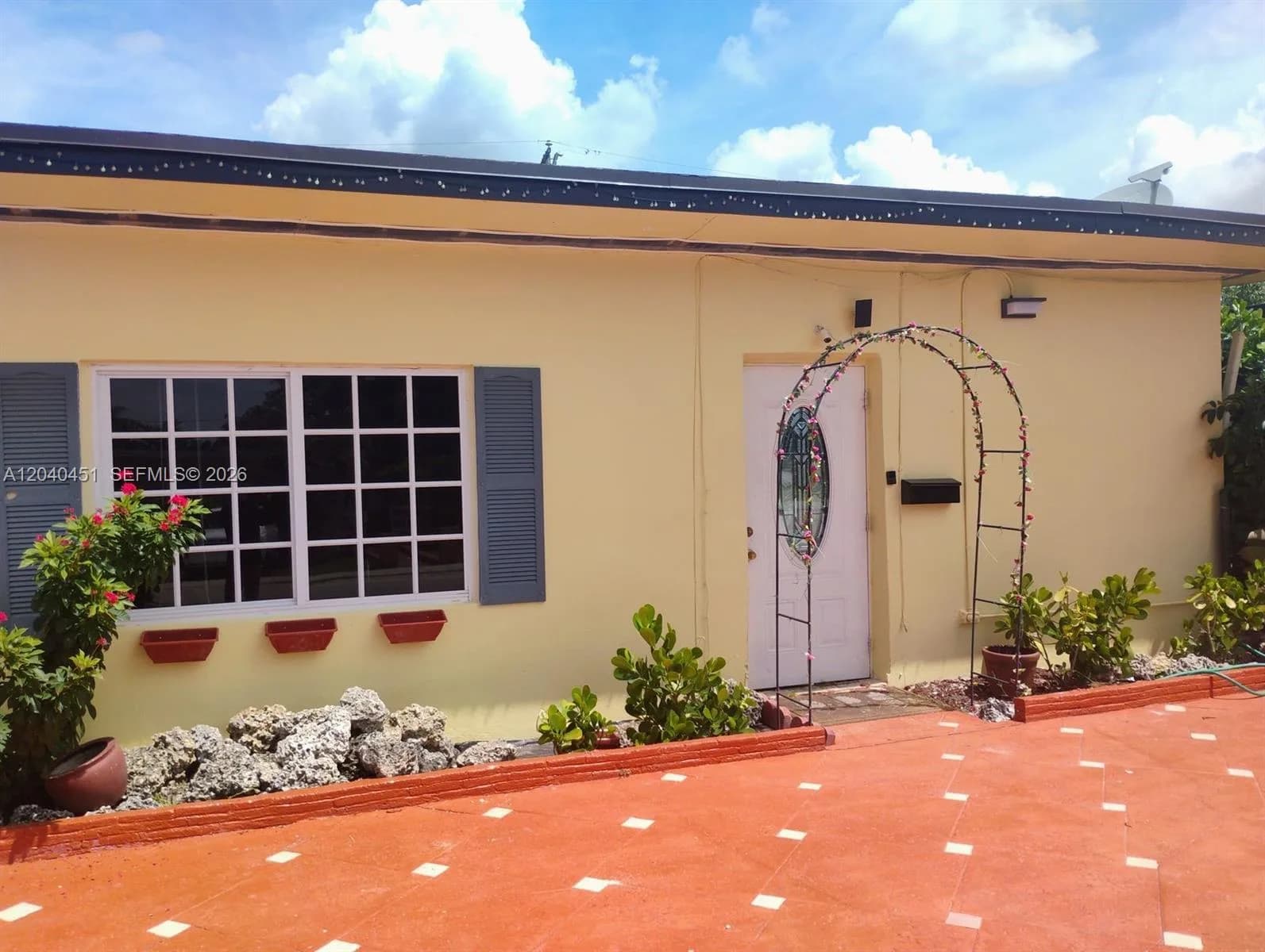 259 NE 111th St, Miami FL 33161