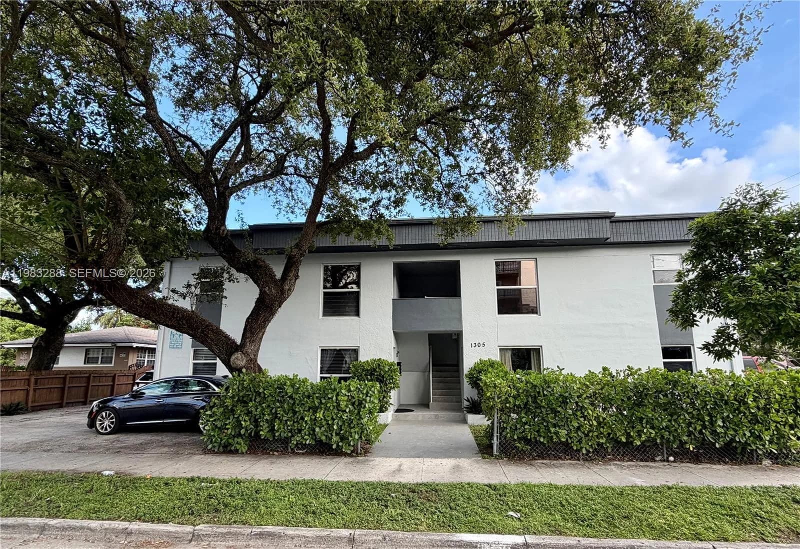 1305 NW 4th St # 3, Miami, FL 33125