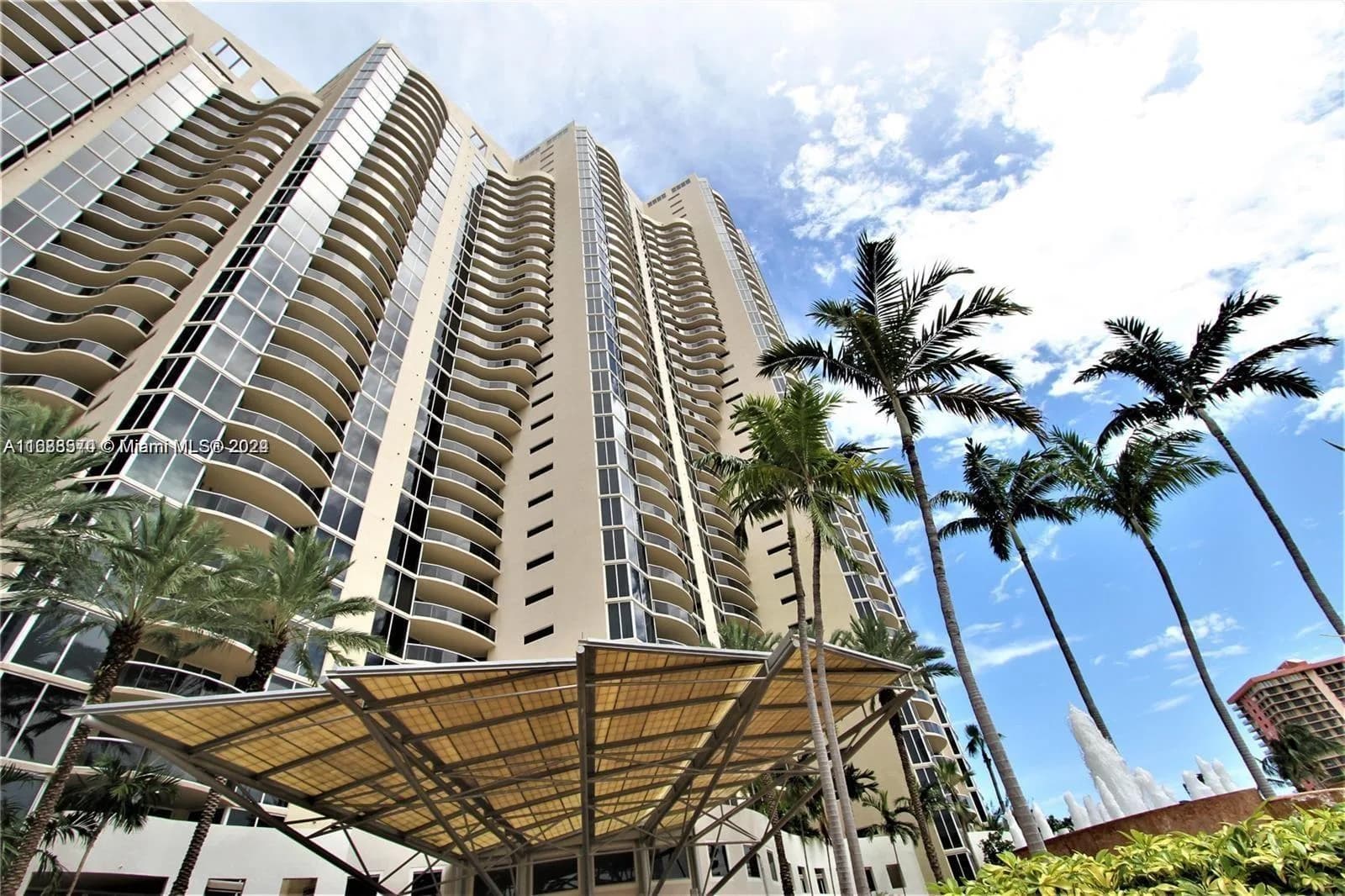 17555 Collins Ave # 2502, Sunny Isles Beach, FL 33160