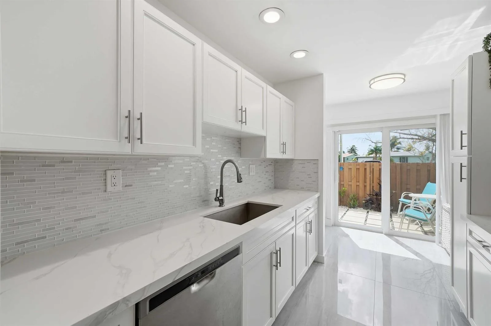 10875 NW 29th Manor # 8, Sunrise FL 33322