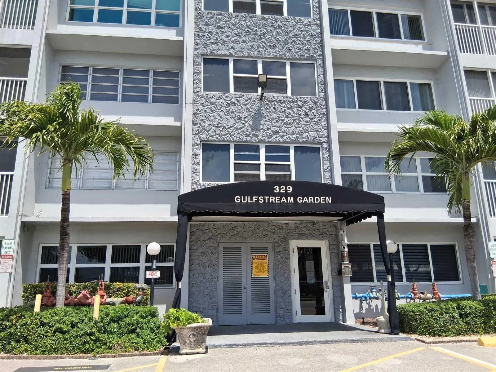 329 SE 3rd Street # 302s, Hallandale Beach, FL 33009