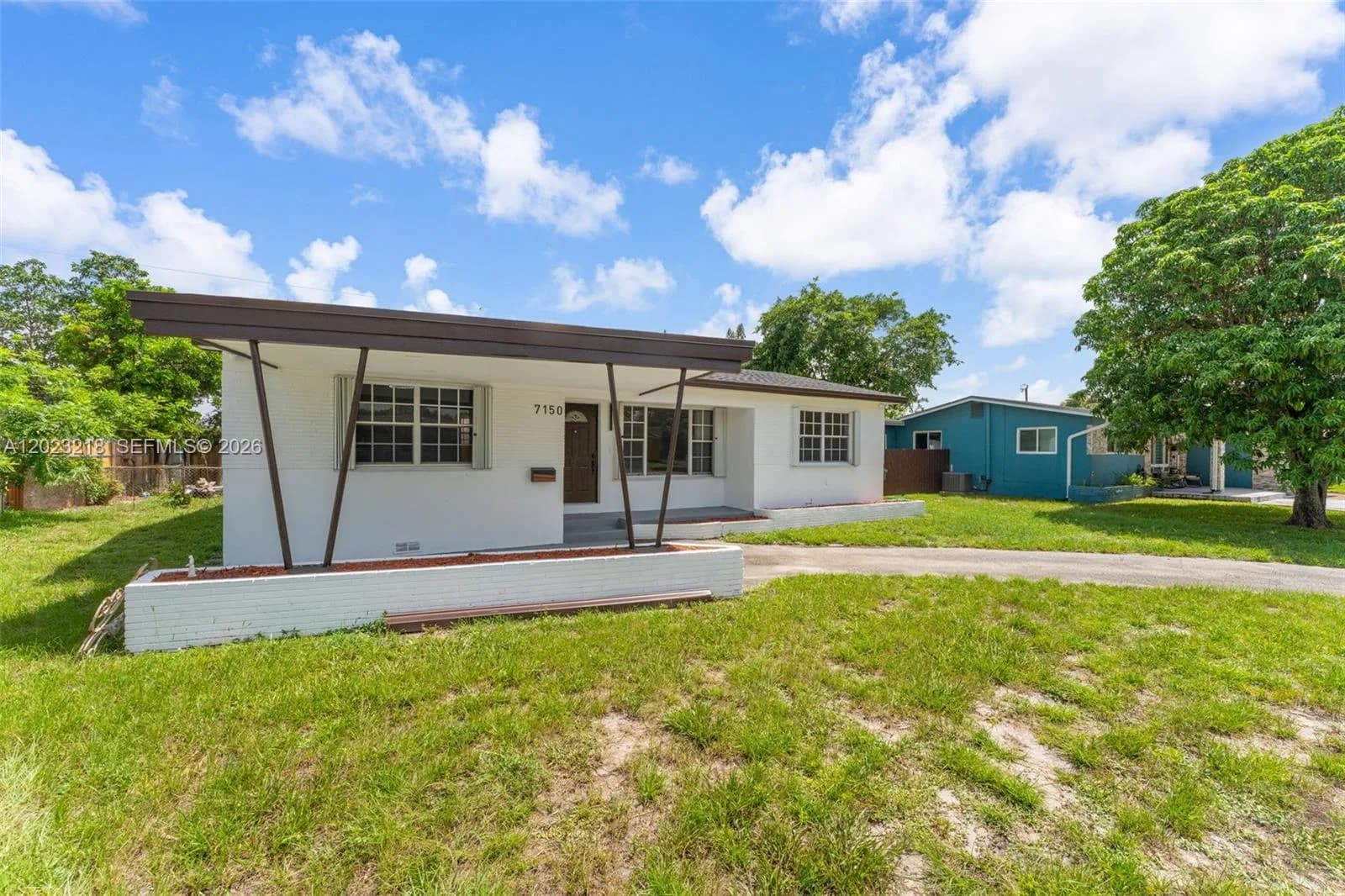 7150 SW 10th St, Pembroke Pines, FL 33023