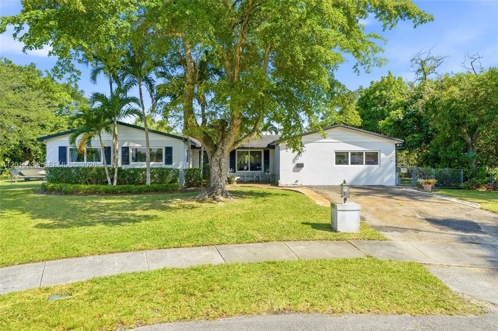 9331 SW 104th Ct, Miami FL 33176