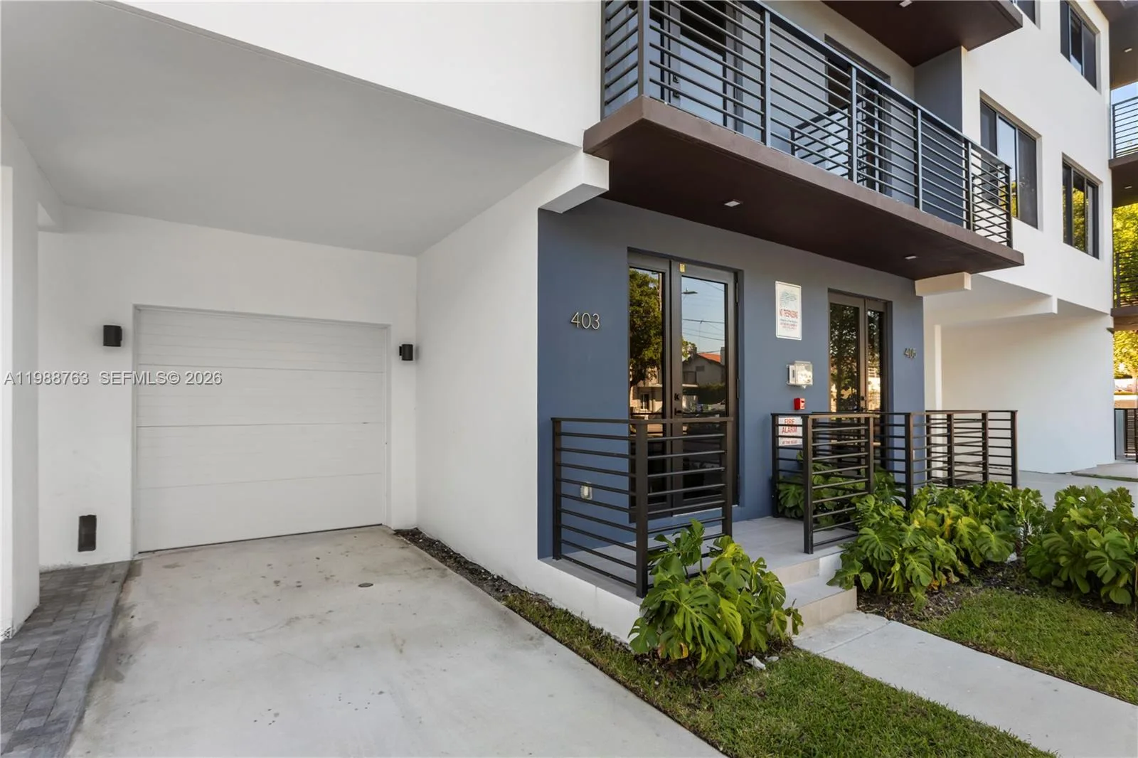 1376 SW 4th St # 7, Miami, FL 33135